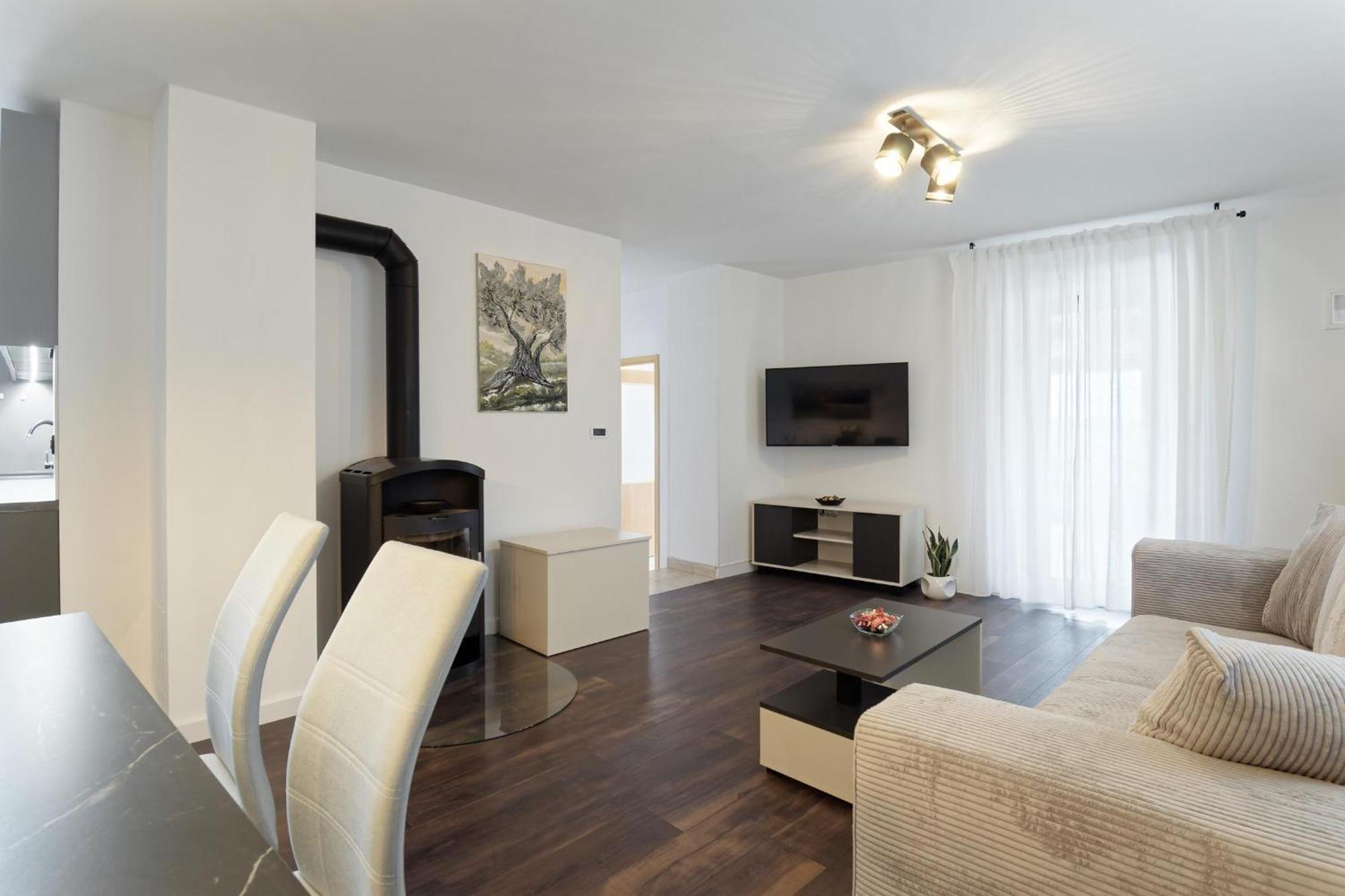 Larissa By Rent Istria *