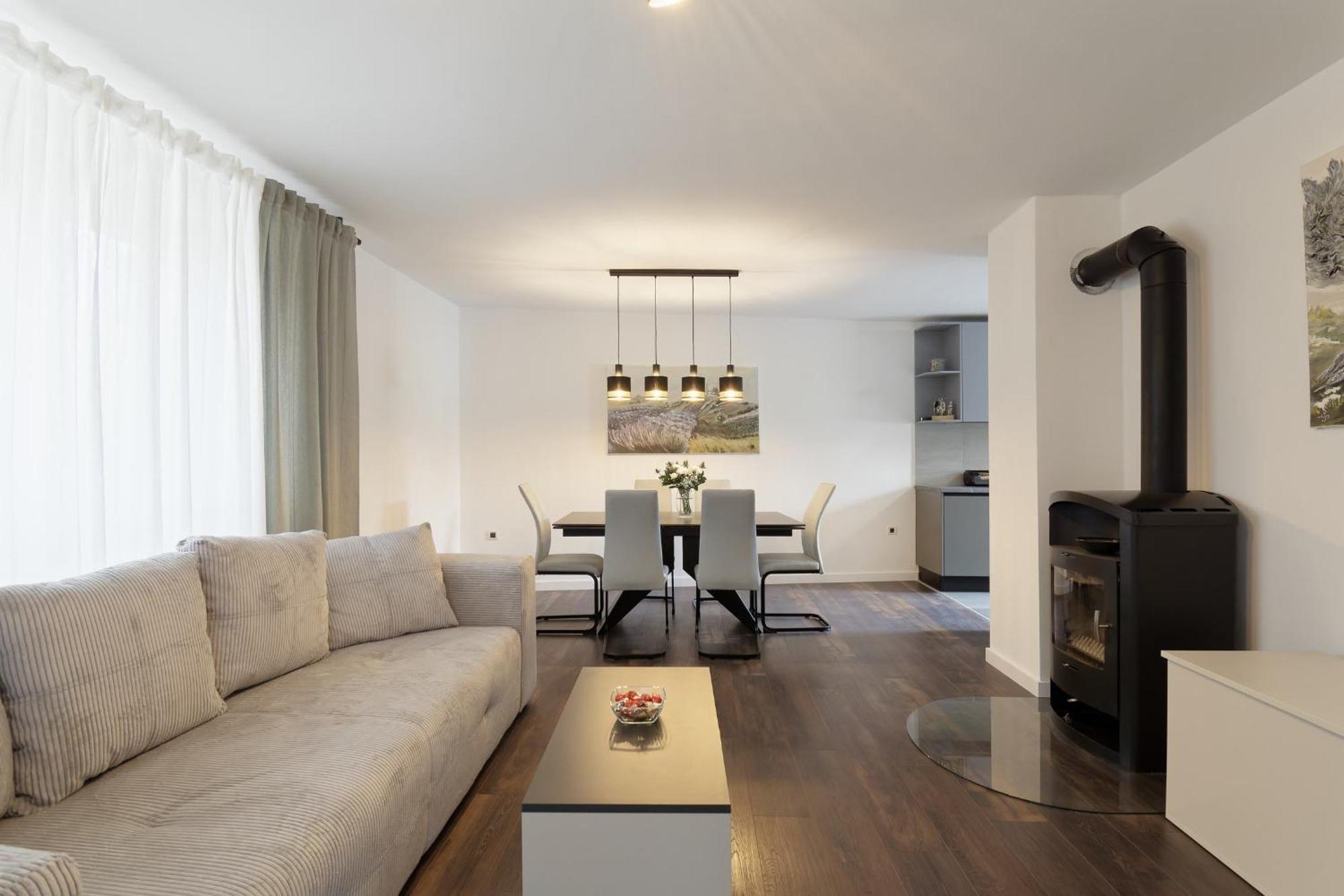 Apartment Larissa By Rent Istria *